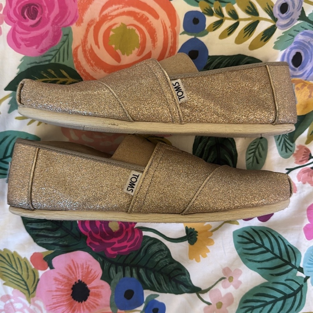 Gold Metallic Women’s Toms
